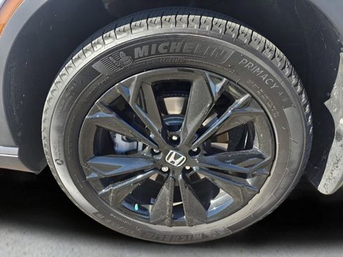 Used 2025 Honda CR-V Sport Touring image 9