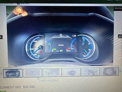 Used 2025 Toyota RAV4 XLE AWD/4WD image 18