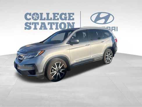 Used 2019 Honda Pilot Touring image 6