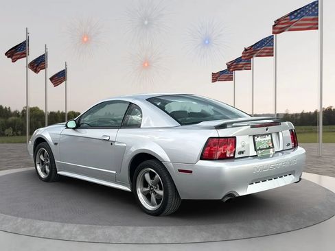 Used 2002 Ford Mustang GT RWD image 4