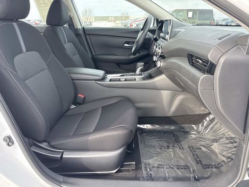 Used 2024 Nissan Sentra SV image 18