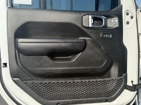 Used 2021 Jeep Wrangler Unlimited Rubicon 4xe image 15