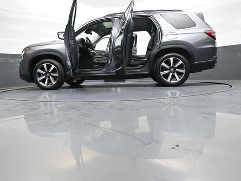 Used 2023 Honda Pilot Touring image 51