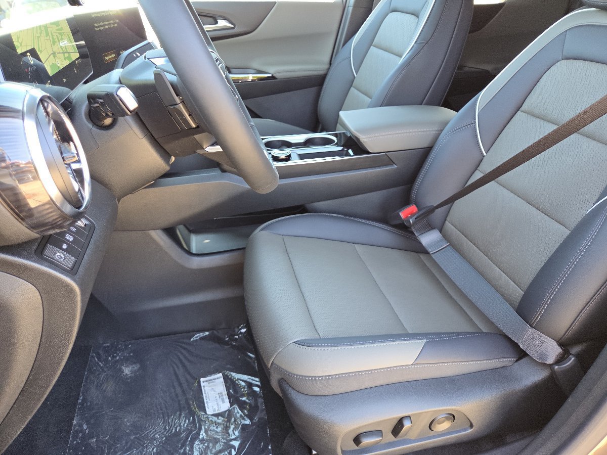 New 2027 Chevrolet Equinox LT w/ Convenience Package II AWD/4WD image 30