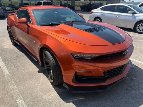 Used 2022 Chevrolet Camaro SS RWD image 1