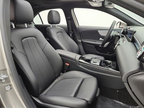 Used 2020 Mercedes-Benz A 220 image 20