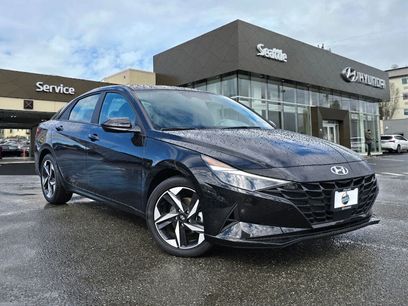 Used 2023 Hyundai Elantra SEL w/ Convenience Package