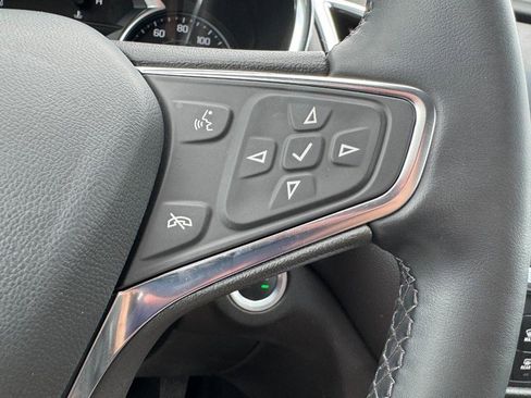 Used 2024 Chevrolet Equinox LT w/ LPO, Floor Liner Package FWD image 17