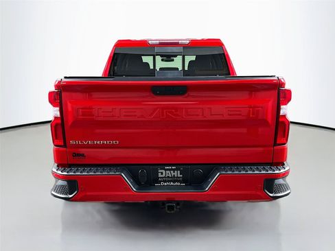 Used 2021 Chevrolet Silverado 1500 RST w/ Convenience Package II AWD/4WD image 10