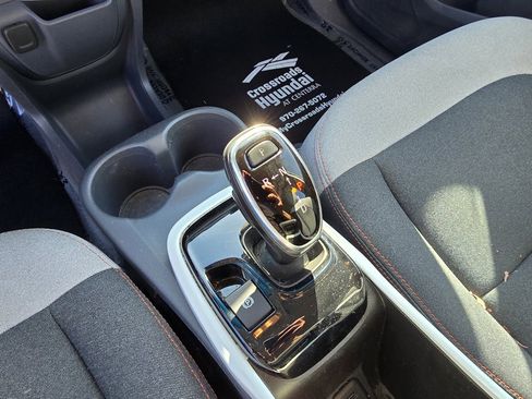 Used 2020 Chevrolet Bolt LT image 18