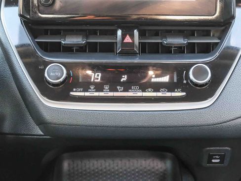 Certified 2024 Toyota Corolla LE FWD image 15