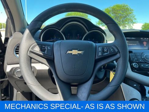Used 2016 Chevrolet Cruze LT w/ Sun And Sound Package FWD image 30