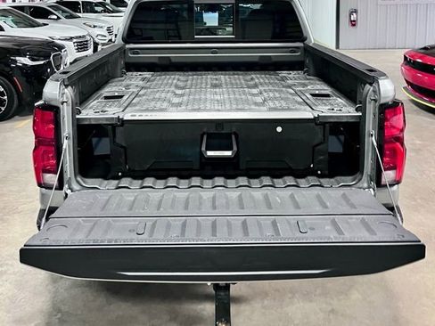 Used 2025 Chevrolet Colorado ZR2 AWD/4WD image 6