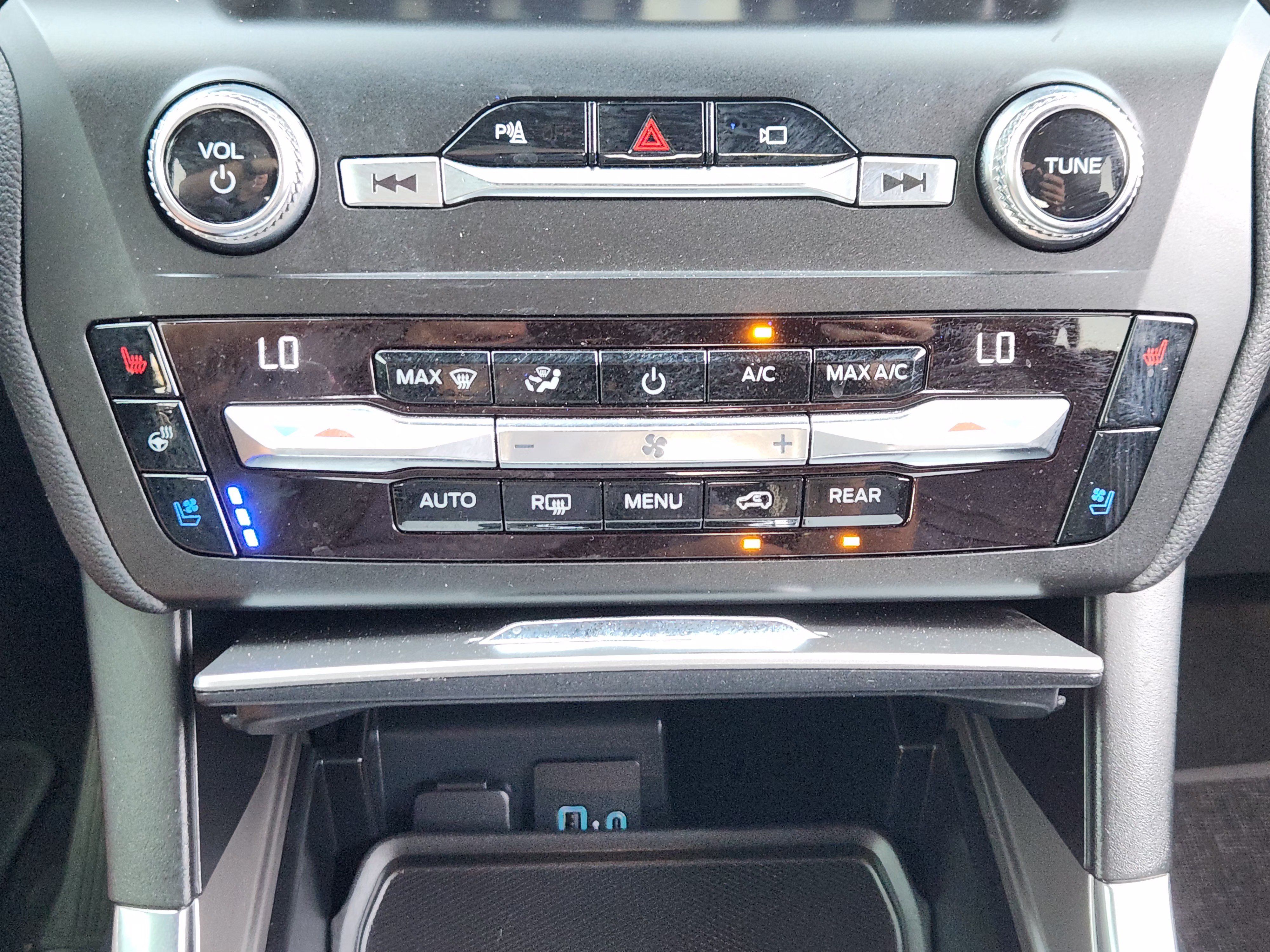 Used 2020 Ford Explorer ST w/ ST Street Pack AWD/4WD image 19