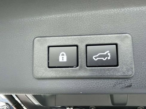 Certified 2025 Subaru Ascent Touring w/ Popular Package #1 image 11