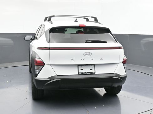 Used 2024 Hyundai Kona SEL w/ Convenience Package image 7