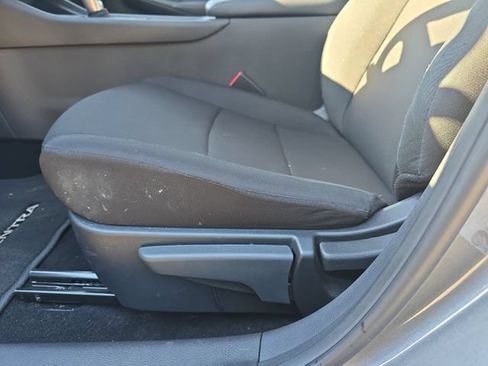 Used 2025 Nissan Sentra S FWD image 34