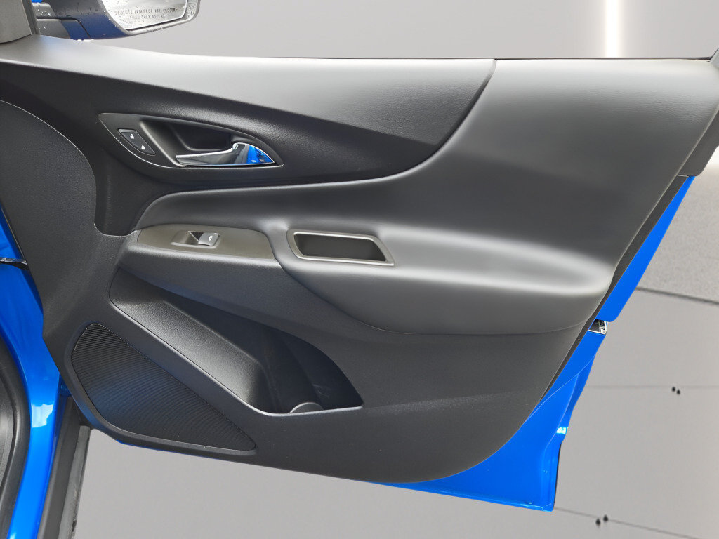 Certified 2024 Chevrolet Equinox LT w/ LPO, Floor Liner Package FWD image 13