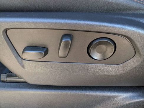 Used 2023 GMC Sierra 1500 AT4 w/ AT4 Premium Package image 19