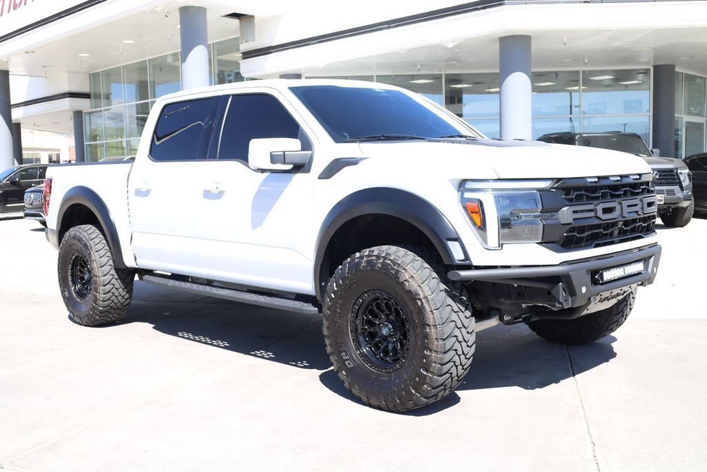 Used 2025 Ford F150 Raptor AWD/4WD image 8