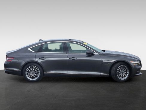 Used 2023 Genesis G80 2.5T image 3