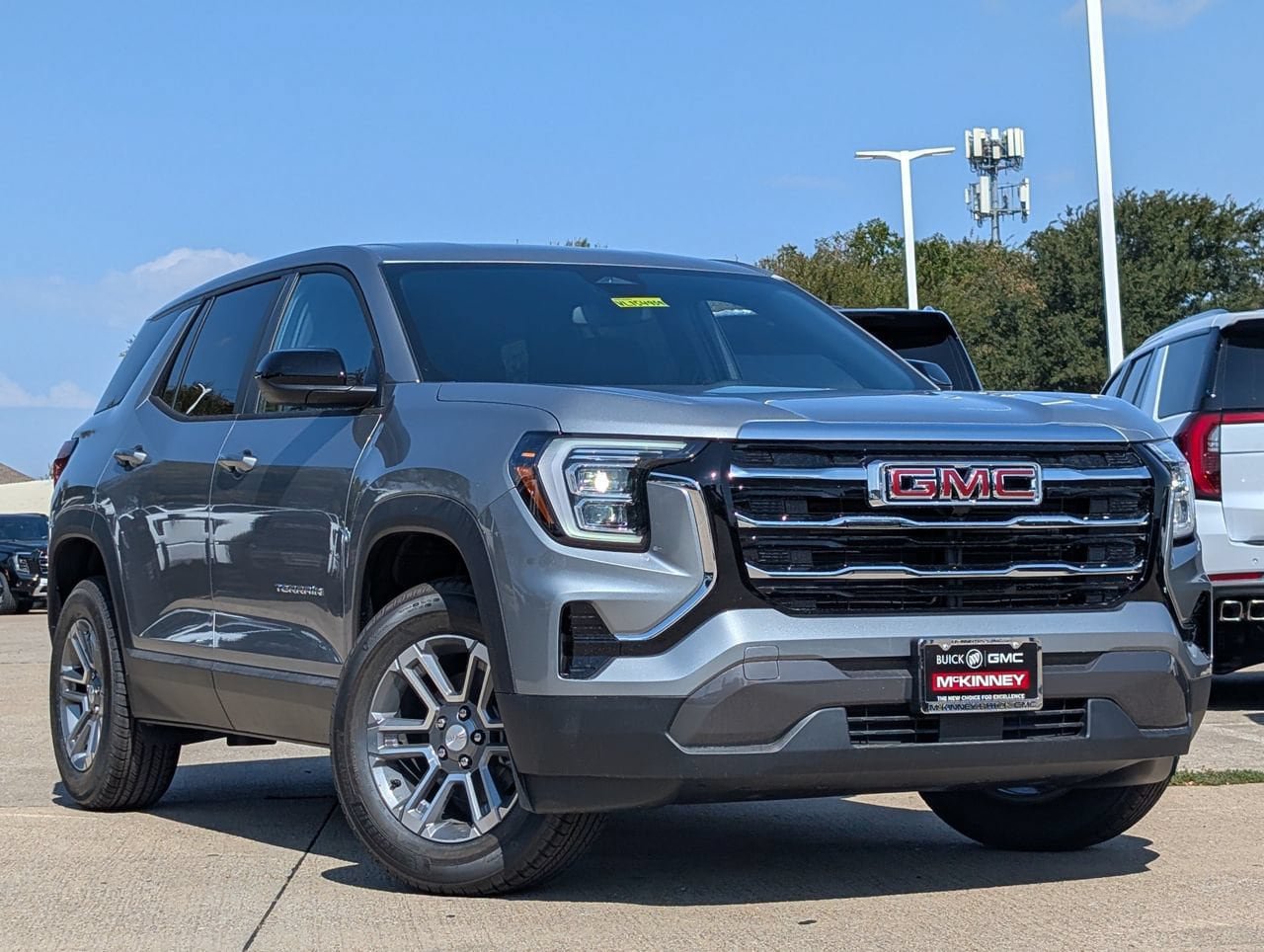 New 2027 GMC Terrain Elevation w/ LPO, Floor Liner Package FWD image 2