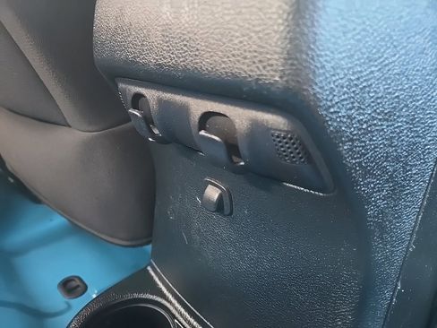 Used 2018 Jeep Wrangler Sport image 80