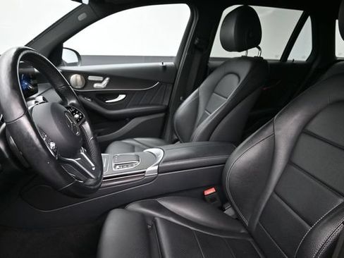 Used 2021 Mercedes-Benz GLC 300 4MATIC image 22