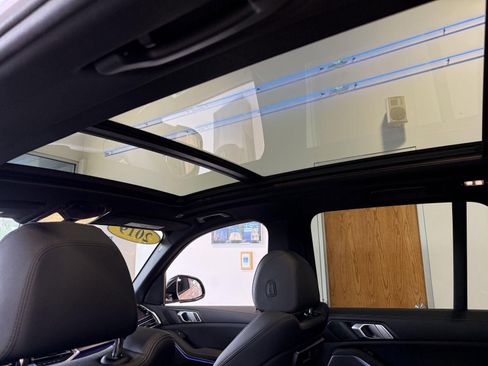 Used 2019 BMW X5 xDrive40i w/ Convenience Package image 16