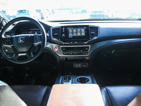 Certified 2024 Honda Passport EX-L image 12