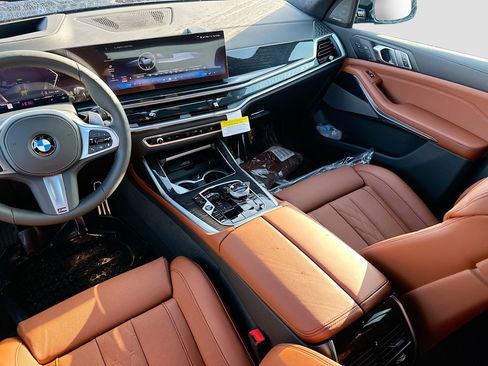 New 2027 BMW X7 xDrive40i w/ Executive Package AWD/4WD image 17