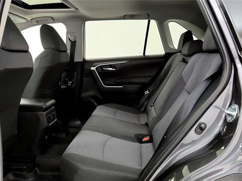 Used 2025 Toyota RAV4 XLE w/ Convenience Package image 18