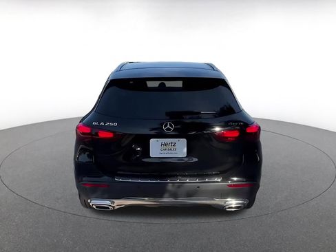 Used 2025 Mercedes-Benz GLA 250 4MATIC image 12