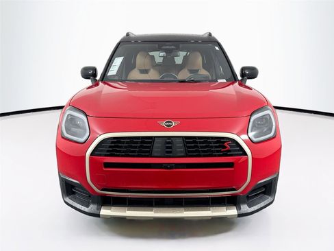 Used 2025 MINI Cooper Countryman S w/ Comfort Package Max image 3