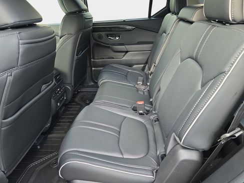 New 2025 Honda Pilot Elite image 15