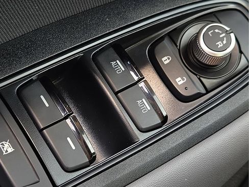 Certified 2024 Subaru Outback Premium AWD/4WD image 18