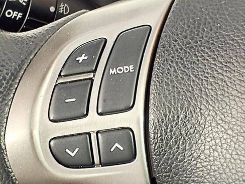 Used 2013 Subaru Forester 2.5X Premium AWD/4WD image 18