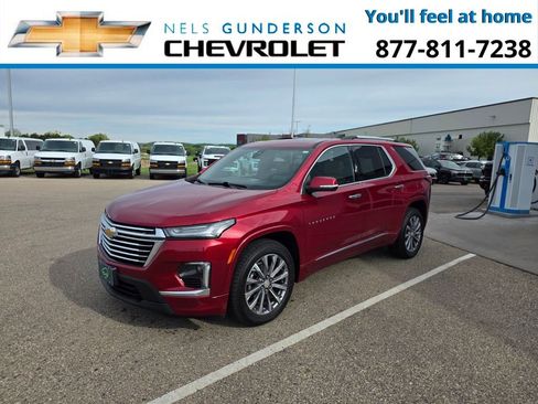Certified 2023 Chevrolet Traverse Premier AWD/4WD image 3
