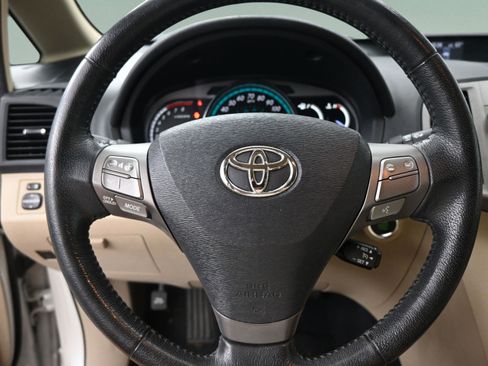 Used 2011 Toyota Venza w/ Premium Pkg #2 image 27