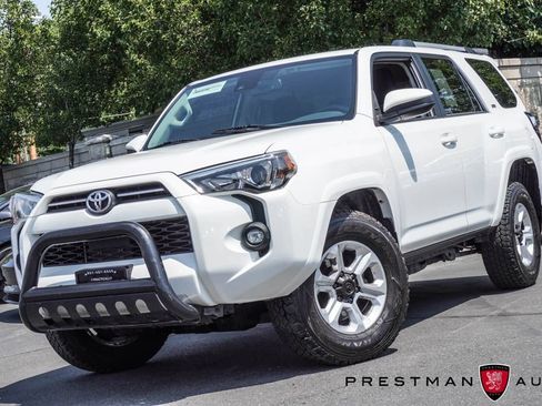 Used 2023 Toyota 4Runner SR5 AWD/4WD image 8