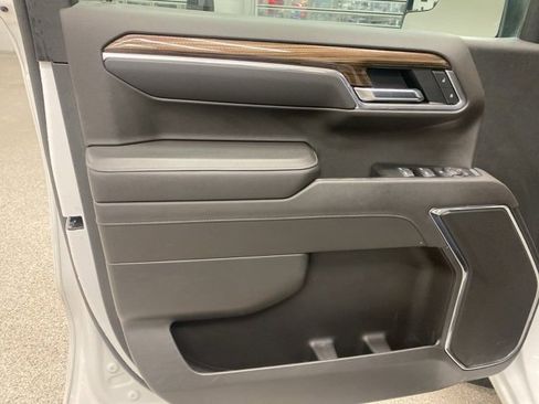 Used 2022 Chevrolet Silverado 1500 LT w/ Max Trailering Package image 28