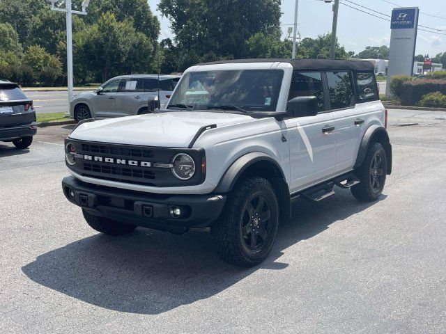 Used 2024 Ford Bronco Black Diamond AWD/4WD image 3