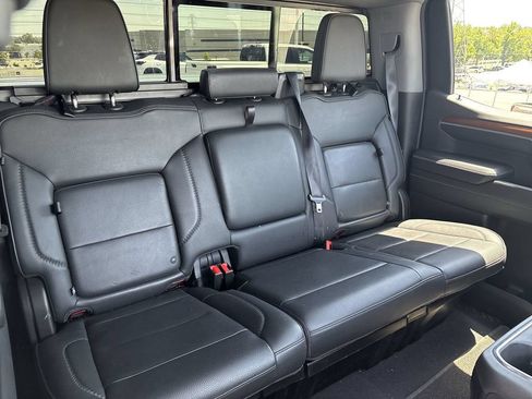 Used 2022 GMC Sierra 1500 Denali w/ Denali Reserve Package AWD/4WD image 33