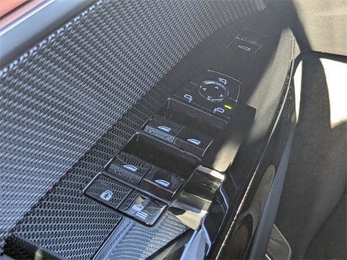 New 2026 BMW 740i w/ Executive Package image 27