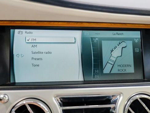 Used 2017 Rolls-Royce Wraith RWD image 43