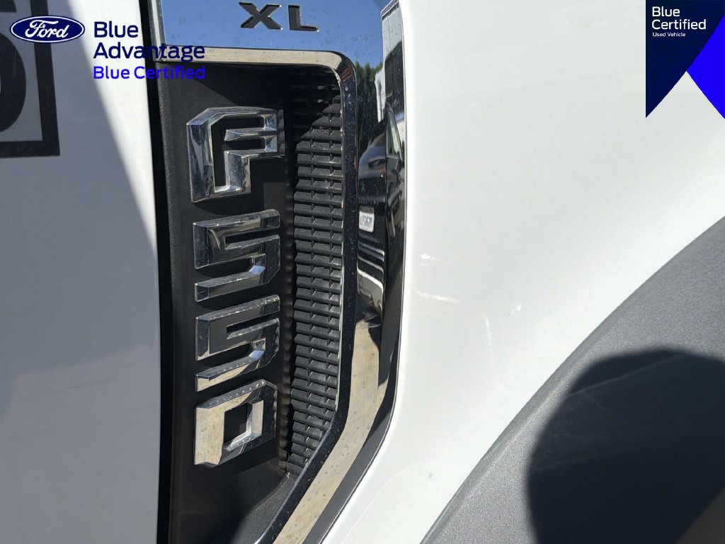 Used 2021 Ford F550 2WD Regular Cab Super Duty image 12