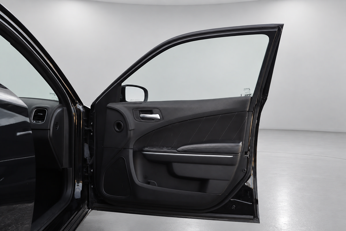 Used 2022 Dodge Charger SXT RWD image 20