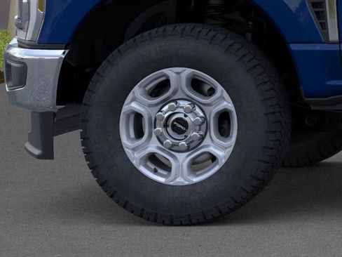 New 2026 Ford F250 XLT w/ XLT Premium Package image 19