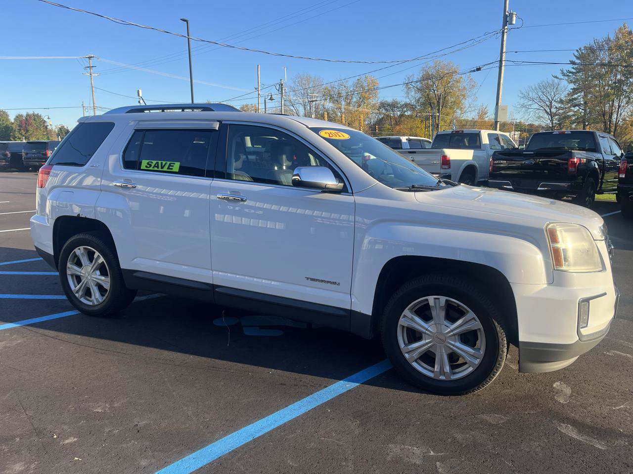 Used 2017 GMC Terrain SLT w/ Open Road Package AWD/4WD image 1