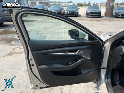 Used 2023 MAZDA MAZDA3 s AWD/4WD image 11